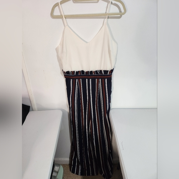 Alterd States Pantsuit, size medium. - Picture 9 of 9